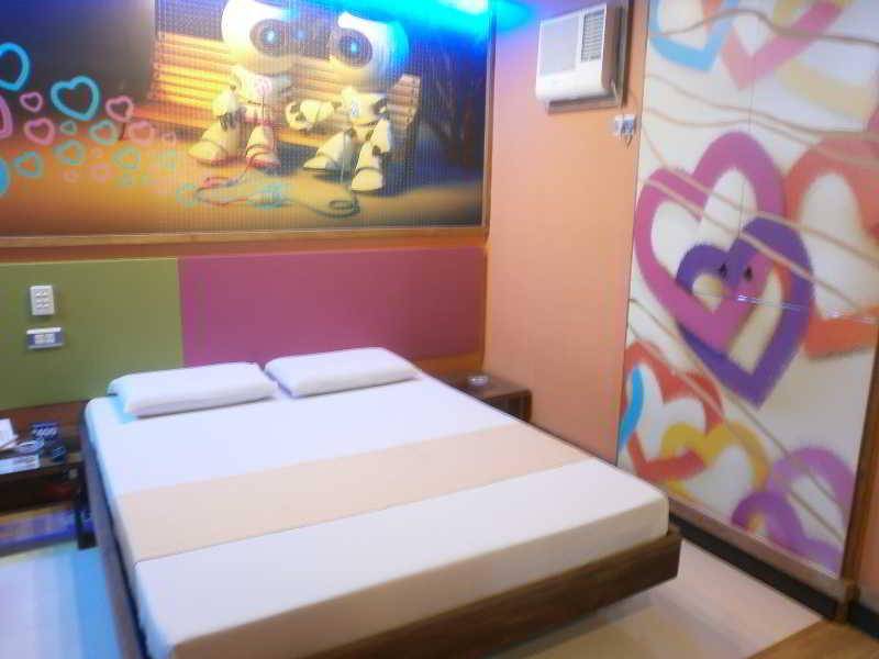 Hotel Dream World Las Pinas Las Piñas Exterior foto