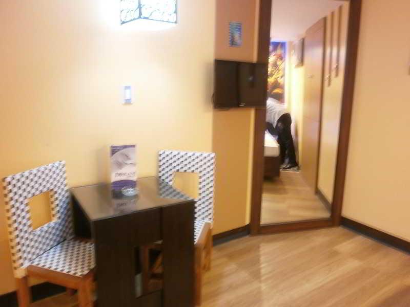 Hotel Dream World Las Pinas Las Piñas Exterior foto