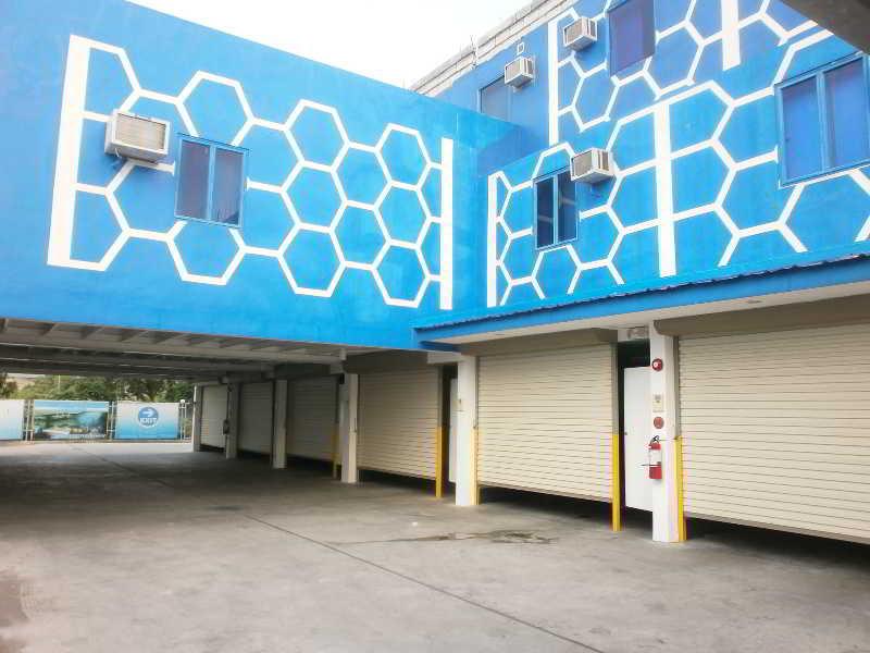 Hotel Dream World Las Pinas Las Piñas Exterior foto